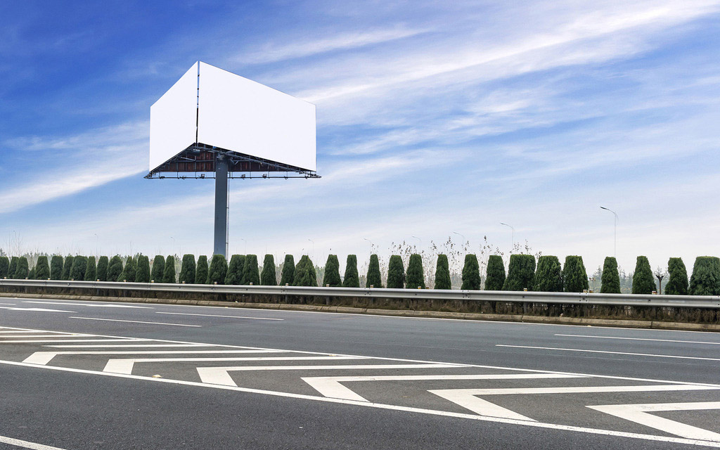 南京传媒公司分析公交车身的广告优势